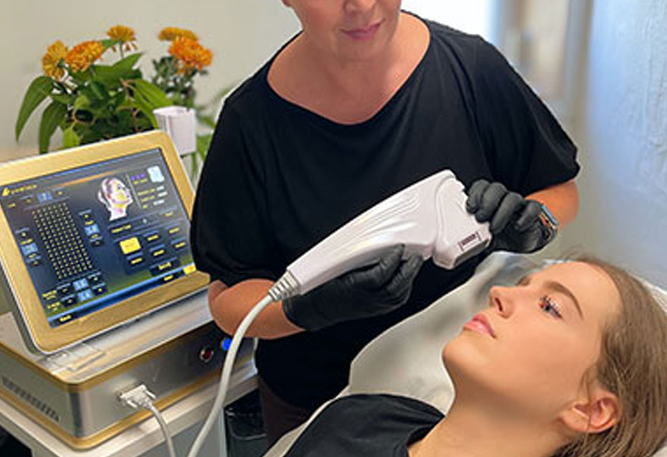 page-halv-side-hifu_01